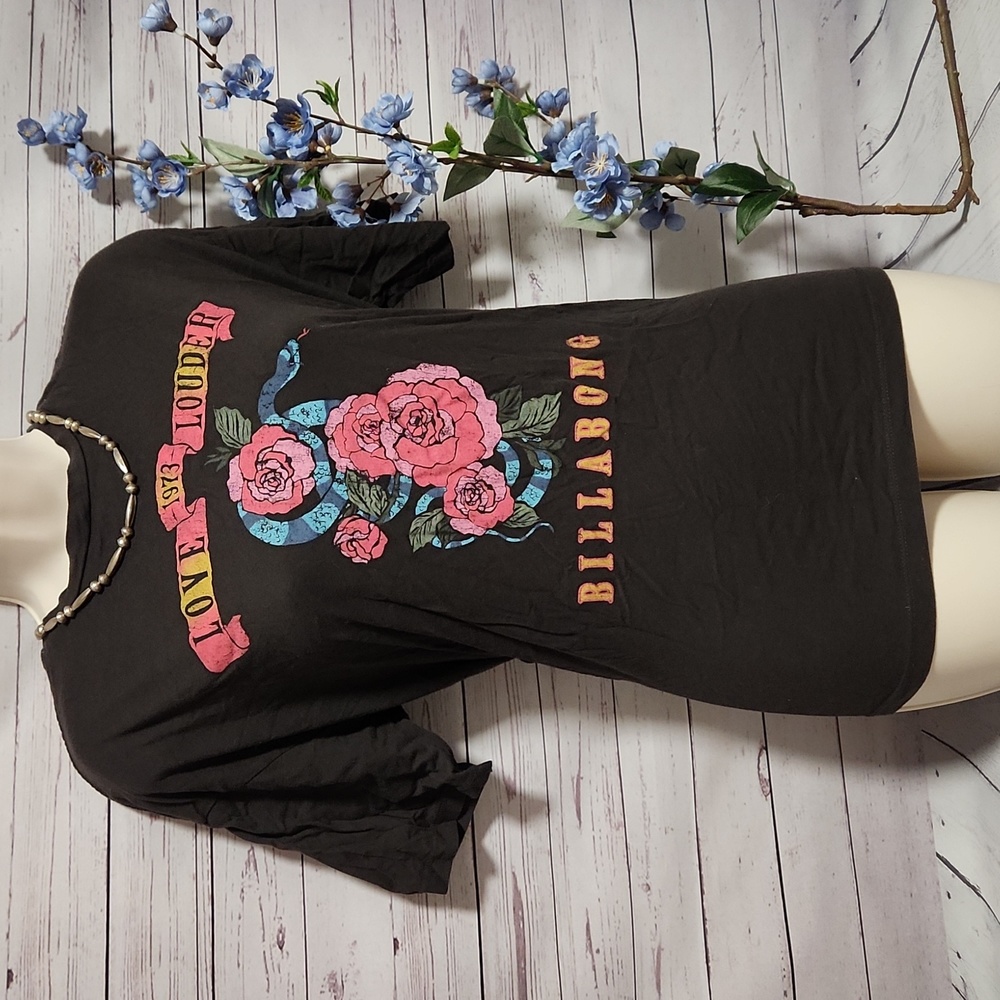 Billabong graphic tee